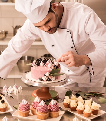 Attrezzature per pasticceria: cosa non può mancare in una bakery di successo