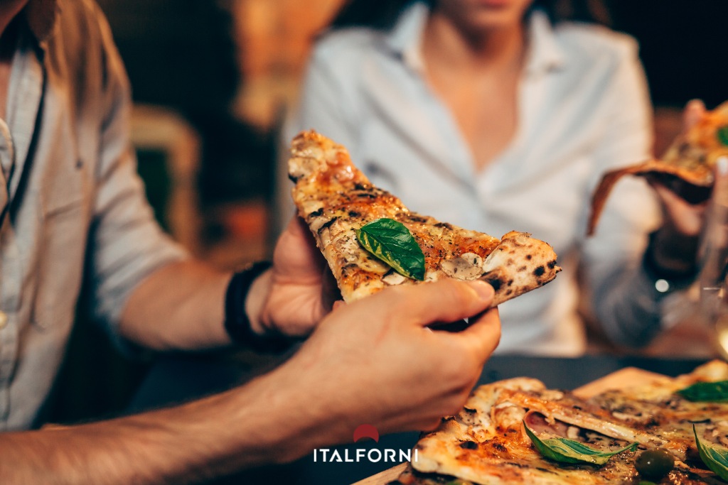 Quali caratteristiche deve avere un buon forno elettrico per pizzeria
