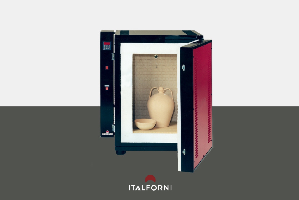 Forno elettrico professionale per la cottura della ceramica: Mikro di Italforni