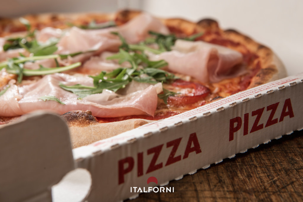 Come attirare più clienti in pizzeria e aumentare il fatturato: take-away e servizio delivery