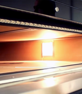 Pizza baking stone: advantages and cooking details